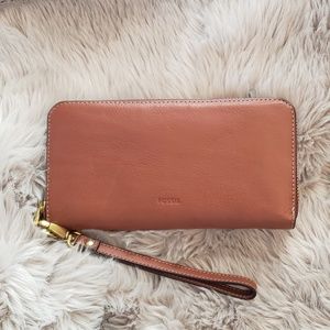 Fossil Tan Brown Emma Clutch Wristlet Wallet